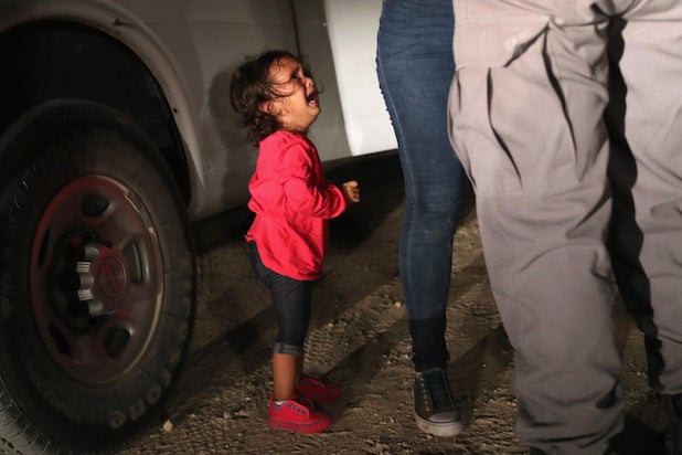 Border Patrol Agents Detain Migrants Near US-Mexico Border