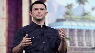 Joseph Gordon-Levitt to Emcee Comedy Central’s Bruce Willis Roast (Video)