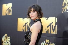 Lizzy Caplan to Star Opposite Octavia Spencer in Apple Drama ‘Are You Sleeping’