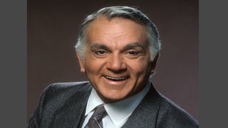 Robert Mandan, Star of ’70s Sitcom ‘Soap,’ Dies at 86