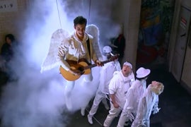 Shawn Mendes, James Corden Go Way Overboard in NYC Subway Busker Battle (Video)