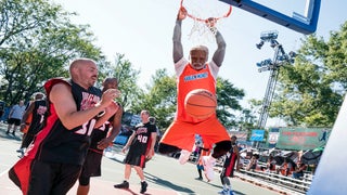 ‘Uncle Drew’ Film Review: Basketball Comedy Dribbles Away the Laughs