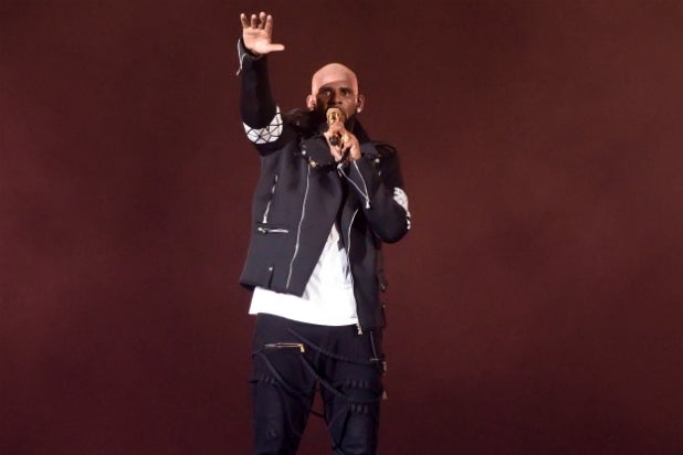 R Kelly