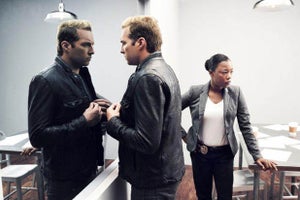 Ryan Hansen Solves Crimes on Television