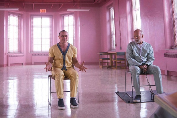 glass m night shyamalan james mcavoy bruce willis samuel l jackson comic-con 2018 glass m night shyamalan james mcavoy bruce willis samuel l jackson comic-con 2018