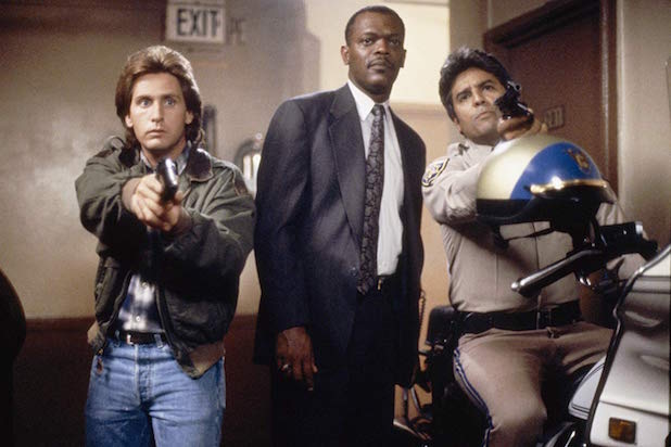 loaded weapon 1 loaded weapon 1