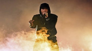 Eminem Drops Surprise Album ‘Kamikaze’ and Fans Can’t Handle It (Audio)