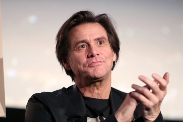 Jim Carrey Says Clinton, Obama Bombs Were Sent by ‘Terrorists’ Who Were ‘Emboldened’ by Trump’s ‘Hate Speech’