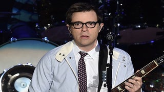 Toto Sees Weezer’s ‘Africa,’ Raises Them a ‘Hash Pipe’ (Video)