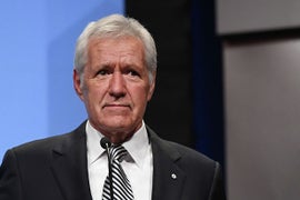What Is Beard? Alex Trebek Debuts New Look for ‘Jeopardy’ Season Premiere (Photo)