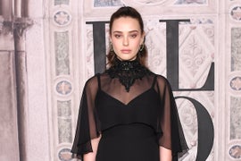 ’13 Reasons Why’ Star Katherine Langford to Lead Netflix’s ‘Cursed’