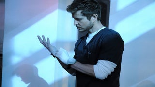 ‘The Resident’ Season 2 Will Lean ‘Heavily’ Into Medical Errors – Yes, They Know Not All Doctors Approve