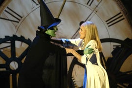 Treat: NBC Sets ‘Wicked’ Halloween Concert With Hosts Idina Menzel and Kristin Chenoweth