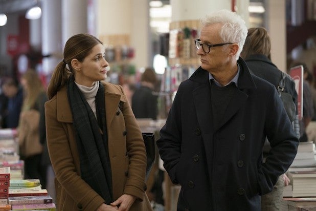 Amanda Peet The Romanoffs
