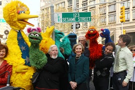Big Bird, Oscar the Grouch Puppeteer Caroll Spinney Retires After Nearly 50 Years on ‘Sesame Street’