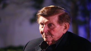 Sumner Redstone’s Granddaughter Says in Email: ‘My Grandfather Is a Ghost’ (Exclusive)