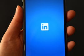 Vimeo Users Can Now Post Videos Directly to LinkedIn