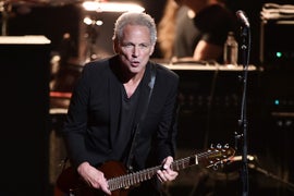 Fleetwood Mac ‘Strongly Disputes’ Lindsey Buckingham’s Lawsuit