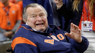 RIP George HW Bush: Ellen DeGeneres, Gary Sinise and Other Hollywood Stars Pay Tribute