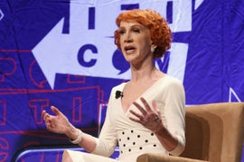 Kathy Griffin Re-Posts Photo of Fake, Bloody Trump Head
