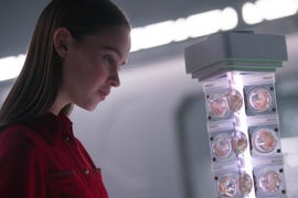 Hilary Swank’s ‘I Am Mother’ Lands at Netflix