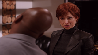 ‘Kimmy Schmidt’: Ellie Kemper Talks ‘Sliding Doors’ Episode’s ‘Rougher’ Alternate Universe Kimmy
