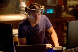 ‘Replicas’ Film Review: Keanu Reeves’ Robo-Clone Thriller Flirts With Unintentional Laughs