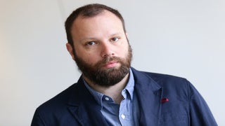 Yorgos Lanthimos to Direct ‘The Man in the Rockefeller Suit’ Series at Searchlight TV