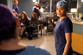 Ratings: ‘Grey’s Anatomy’ Recovers From Series Low – But Still Loses to ‘Big Bang’ Universe