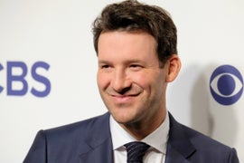 Tony Romo’s CBS Microphone Fails in First Quarter of Super Bowl LIII