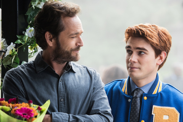 Riverdale' Honors Luke Perry With 'In Memoriam' Tribute on ...