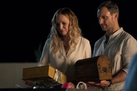 How ‘Chambers’ Creator Landed Uma Thurman, Tony Goldwyn for ‘Really F-ed Up’ New Netflix Series