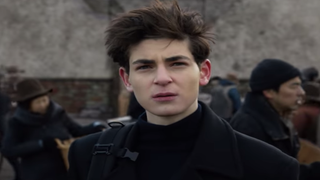 Bruce Wayne Leaves Gotham and Returns as Batman in First Look at ‘Gotham’ Series Finale (Video)