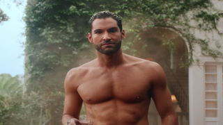 Tom Ellis on How Netflix’s ‘Lucifer’ Will Be Different From Fox’s ‘Lucifer’ – Starting With ‘More Flesh’ (Video)