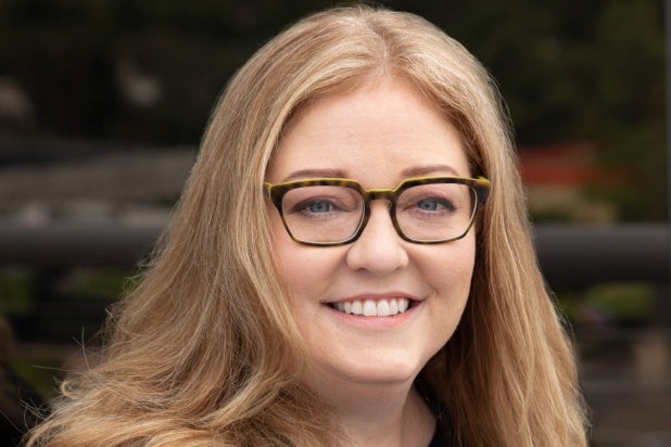 Alison Schapker (1)