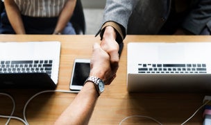 Seven Stars Cloud Acquires Grapevine, Pursues Token-Based Model