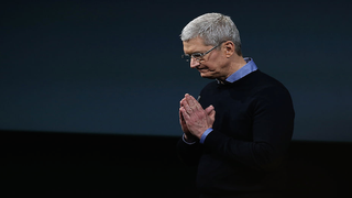 Apple CEO Tim Cook’s Pay Rose 28% in 2020