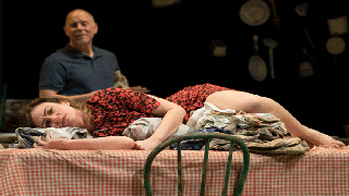 ‘Curse of the Starving Class’ Theater Review: Maggie Siff as a Mom Who Looks Out Only for Herself