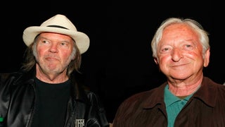 Neil Young Remembers Elliot Roberts as His ‘Best Friend’ and the ‘Greatest Manager of All Time’