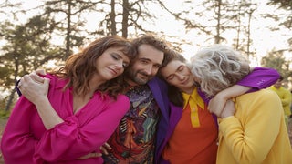 ‘Transparent’ Musical Finale Trailer Cues Up Singing, Dancing and Plenty of Jazz Hands (Video)
