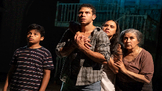 ‘Mojada’ Theater Review: Euripides’ Medea Now Lives and Murders in Queens