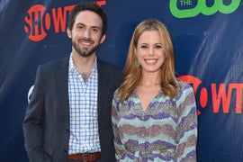 ABC Gives Put Pilot Commitment to ‘Love Me’ From ‘Life Sentence’ Creators and Elizabeth Banks