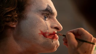 ‘Joker’ Film Review: Joaquin Phoenix Channels Classic Robert De Niro in Grungy ’70s Homage