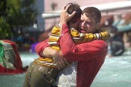 ‘9-1-1’ Star Oliver Stark on Buck’s Mid-Tsunami ‘Do or Die’ Cliffhanger With 8-Year-Old Christopher