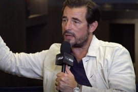 ‘Burnt Orange Heresy’ Star Claes Bang Insists His Character Isn’t a ‘Psychopath’ (Video)