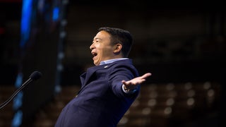 Andrew Yang Announces $120,000 Giveaway During Democratic Presidential Debate