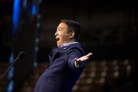 Andrew Yang Announces $120,000 Giveaway During Democratic Presidential Debate