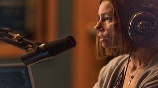 Jessica Biel Is Willing to Die for Her Podcast in Facebook Watch’s ‘Limetown’ Trailer (Video)