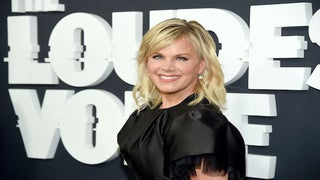 Gretchen Carlson Calls on Fox News to Release Former Employees From NDAs