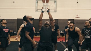 ‘Last Chance U’ Director on Cheerleaders in Netflix’s ‘Cheer’: ‘Toughest Athletes I’ve Ever Filmed’